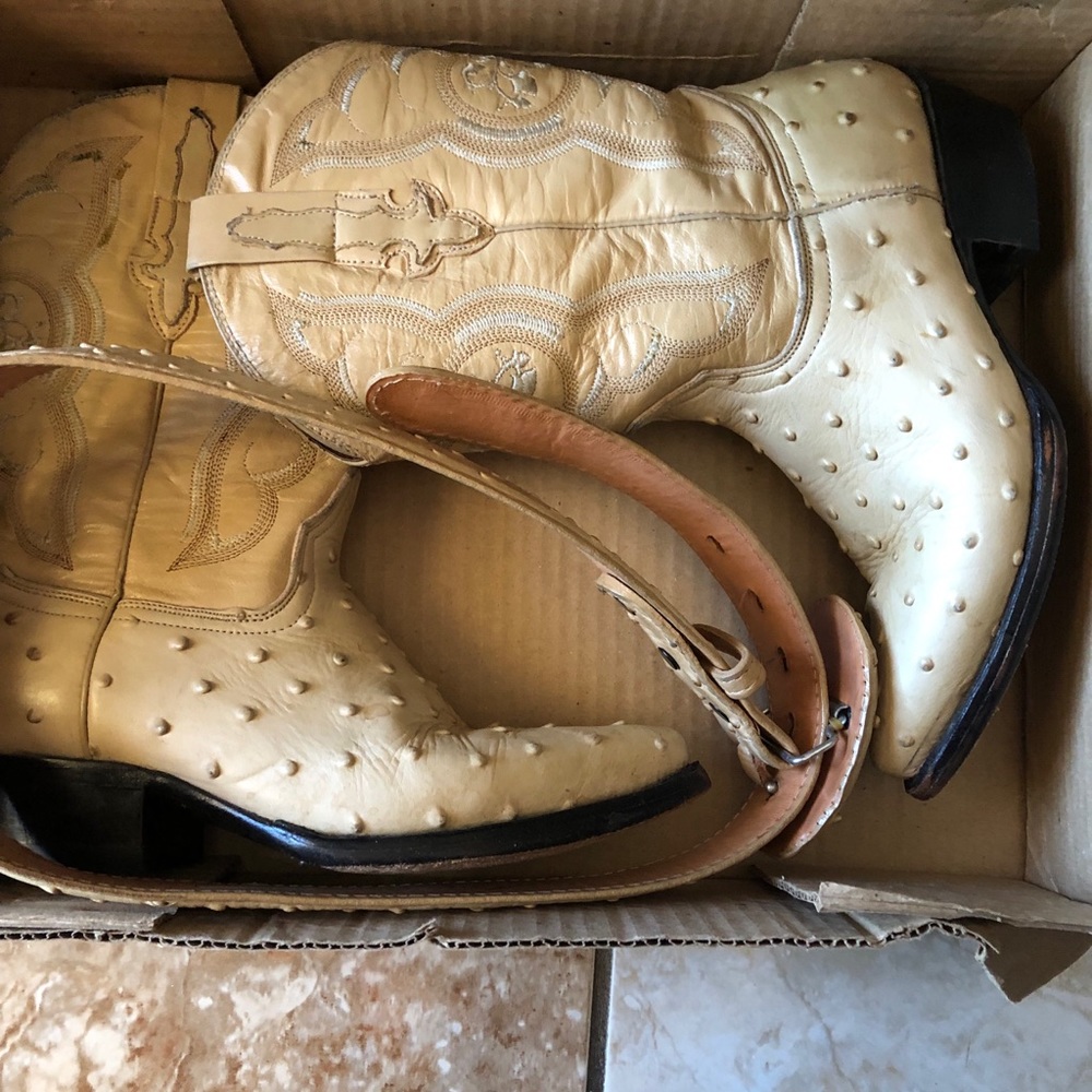 Womens bravo Ostrich boot